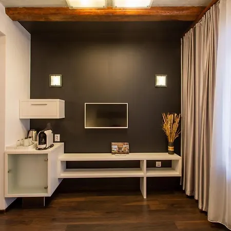 Hotel Vendi Grand Square